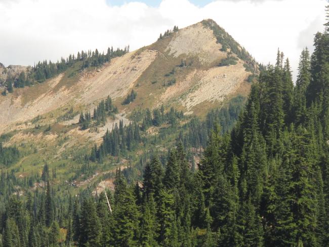 Telephoto of Tahtlum Peak from TH just below Chinook Pass