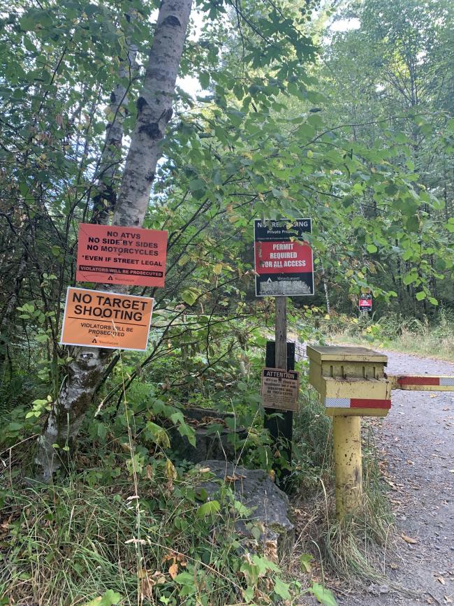 Access Gate Signage