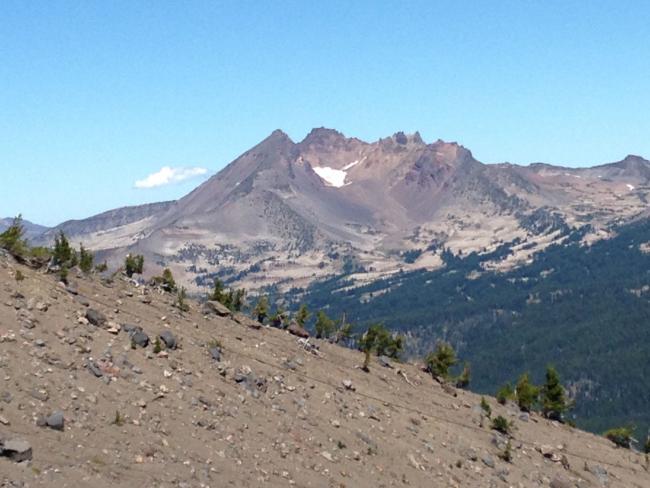 View of brokentop while ascending Mt Bachelor