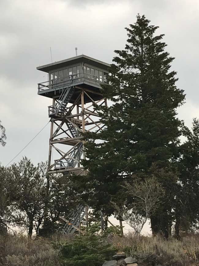 Flagtail Lookout